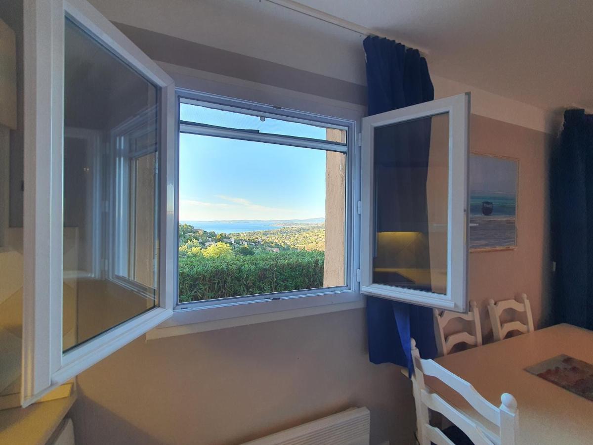 Les Issambres Appart 6 Pers Grande Terrasse Superbe Vue Mer Et Golfe De Saint Tropez, Piscine Esterno foto