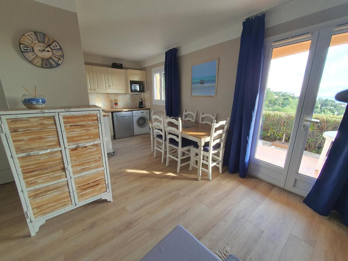 Les Issambres Appart 6 Pers Grande Terrasse Superbe Vue Mer Et Golfe De Saint Tropez, Piscine Esterno foto